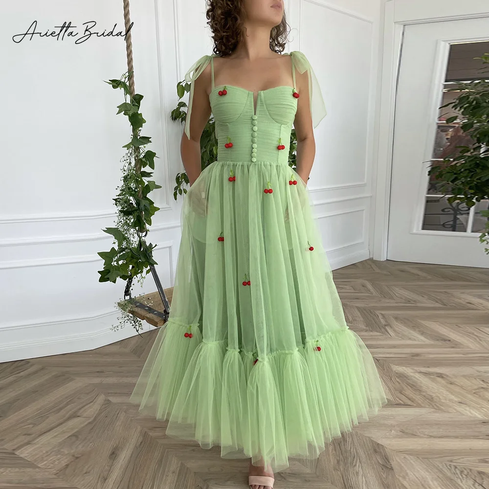 

Arietta Mint Green Tulle Midi Prom Dresses Sweetheart Crystal Cherry A-Line Party Gowns Bow Straps Tea-Length Evening Gowns