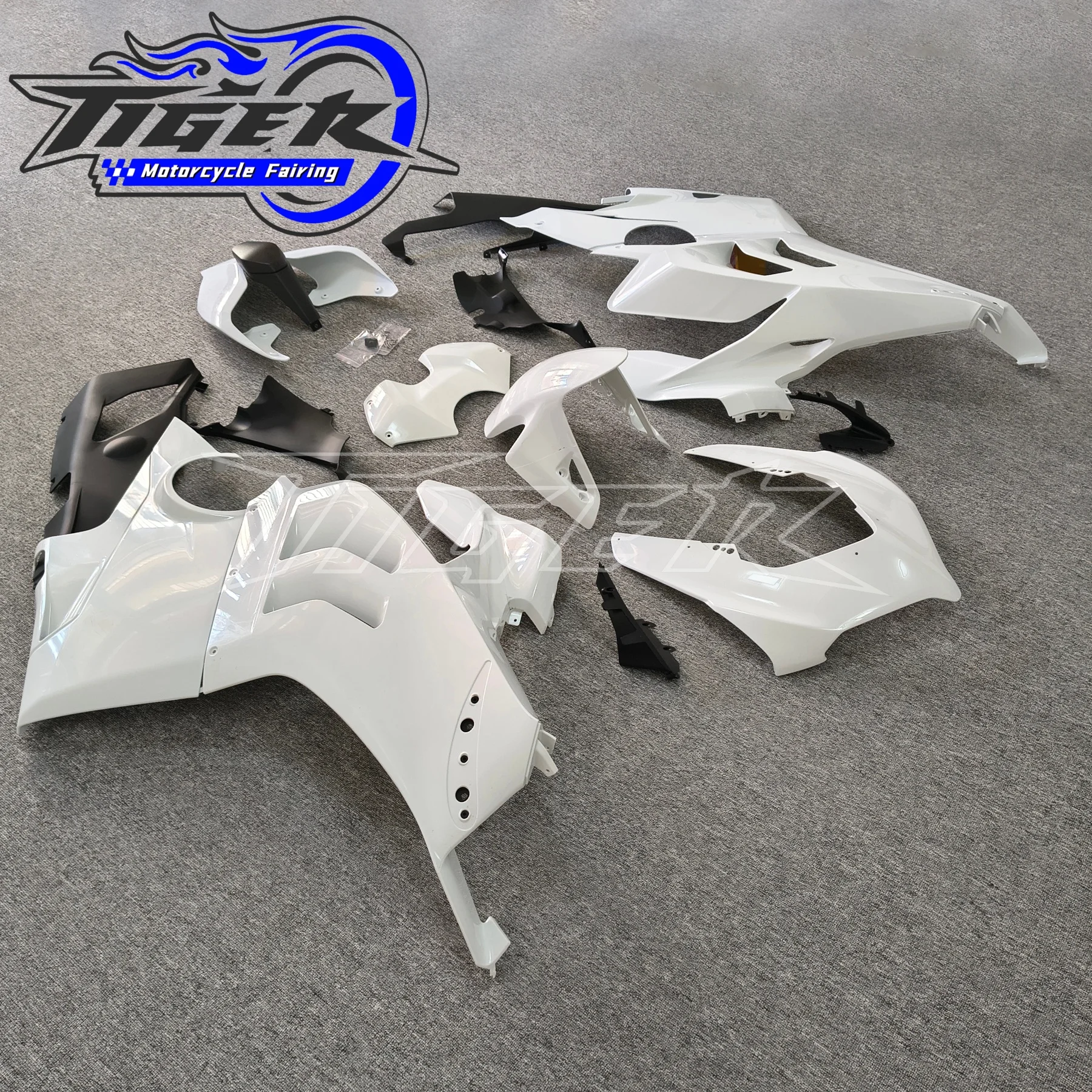 Motorcycle Fairings Kit for DUCATI V4S1000 2021 2022 21 22 BABS Cool White Fairing Bodywork Set