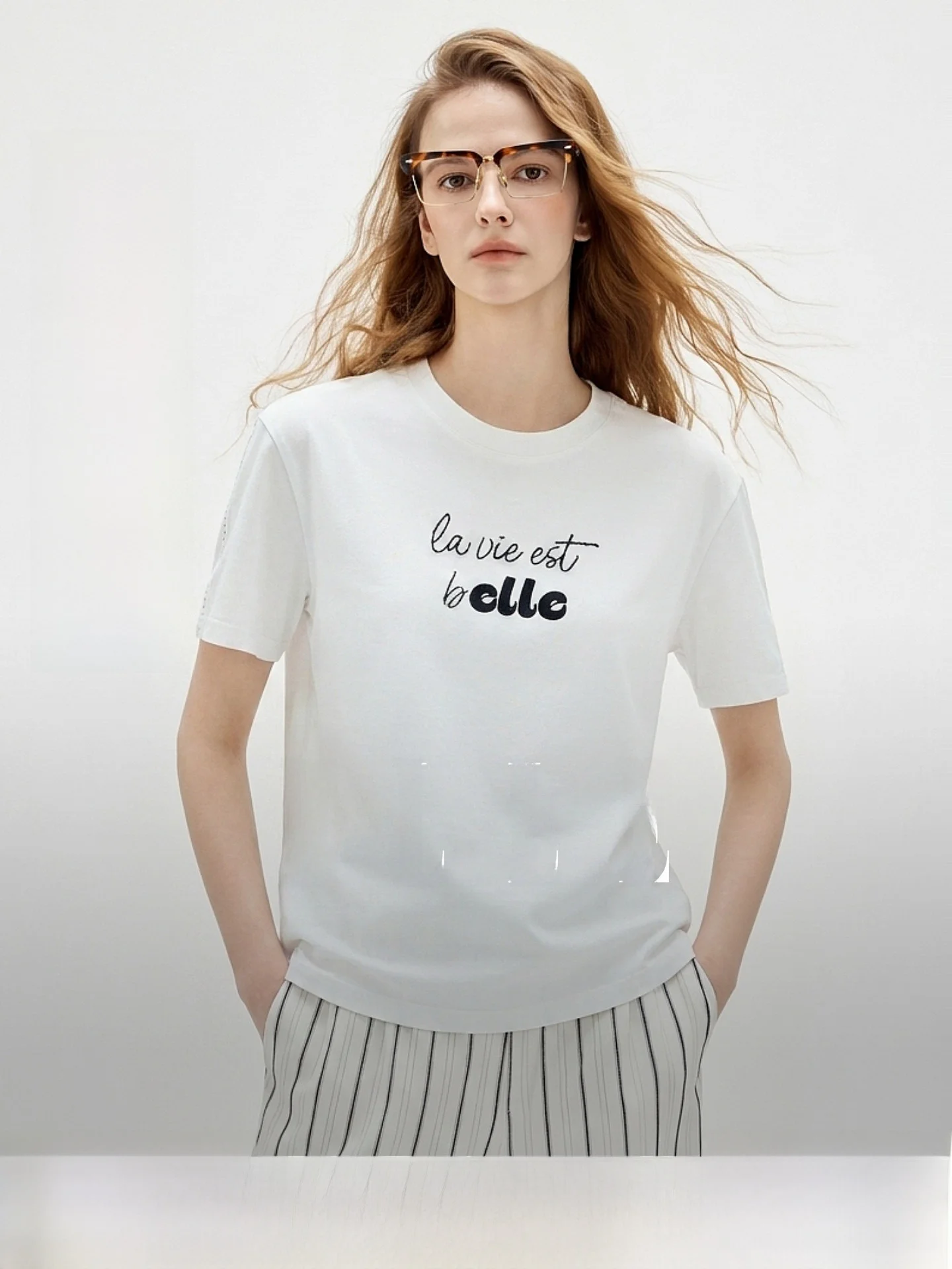 

Elle Commuter Style Short Sleeve round Neck T-Shirt Fashionable Embroidered Print Simple Summer New Design Women's Top