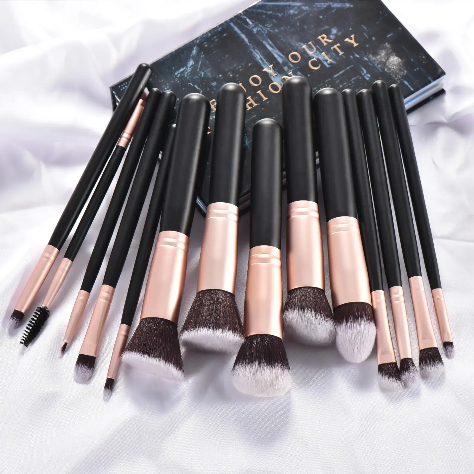 Black Wooden Handle Makeup Brush Set - Premium Collection Beauty Tools for Eyeshadow Foundation Powder