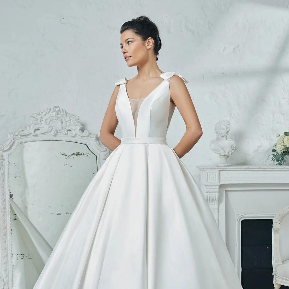 Boho Wedding Dresses ball gown Sleeveless V-neck Vestido De Noiva Elegant Bridal Gown Open Backless bow custom size