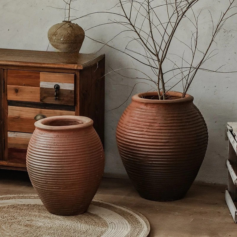 Vintage clay pots, flower pots, floor-to-ceiling pottery, homestays, decorative pottery, ornaments, stoneware pots, handmade cla