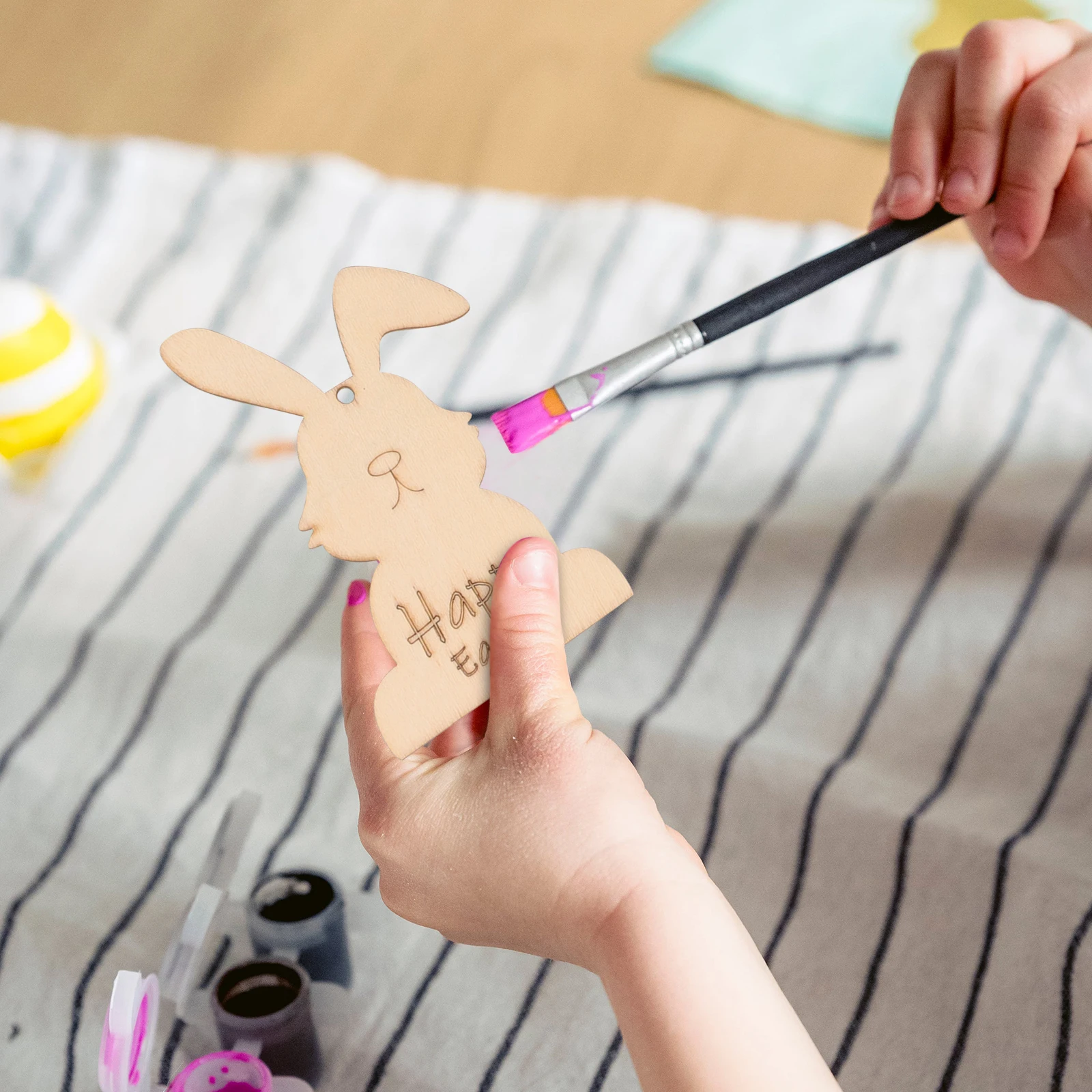 

50Pcs Easter Unfinished Wood Cutouts Blank Pendants DIY Painting Crafts Hanging Decorations Wooden Easter Slices