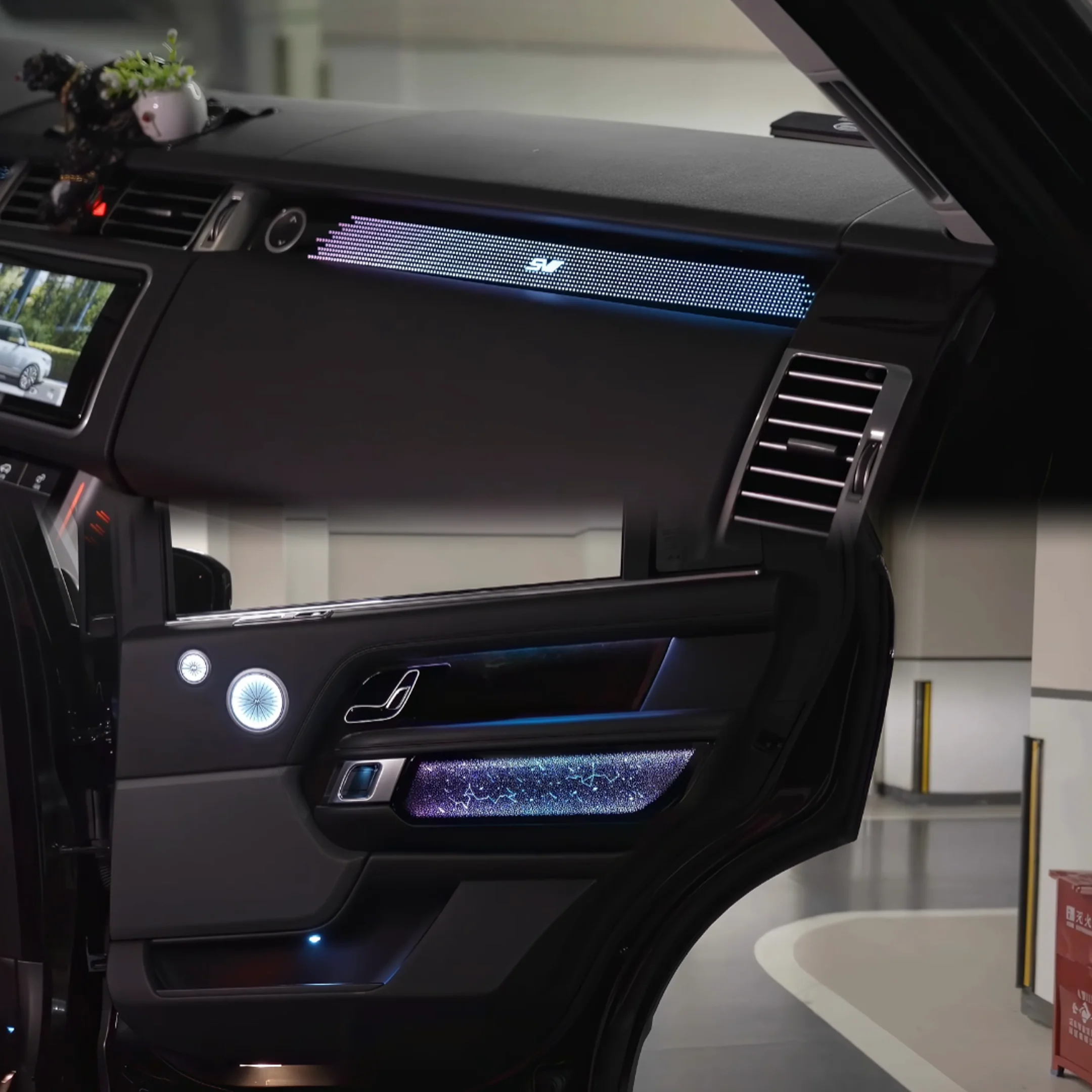 NewSJC 64 Color Car Ambient Light LHD/RHD for Range Rover Vogue 2018-2022 Auto Interior Atmosphere Light Accessories for Land Ro