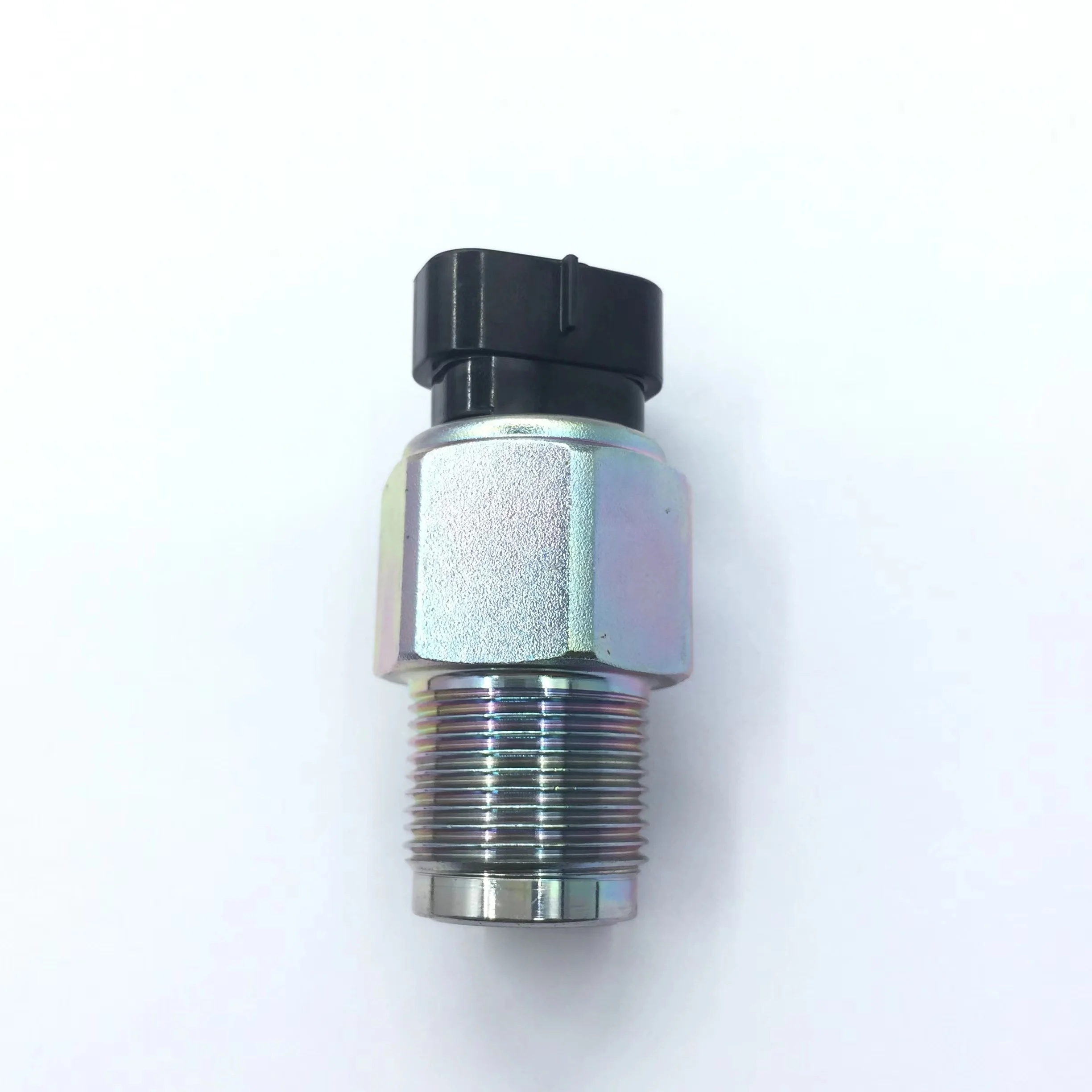 Common Rail Fuel Pressure Sensor OEM 499000-6110 for Densoo Hyundaii Kiaa D4DD County HD78 HD72 4990006110