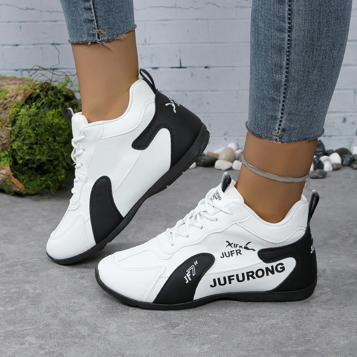 Vrouwen Sneakers Nieuwe Zomer Mode Ademende Sneakers Vrouw Mesh Veters Sportschoenen Voor Vrouwen Platform Wandelen Designer Schoenen