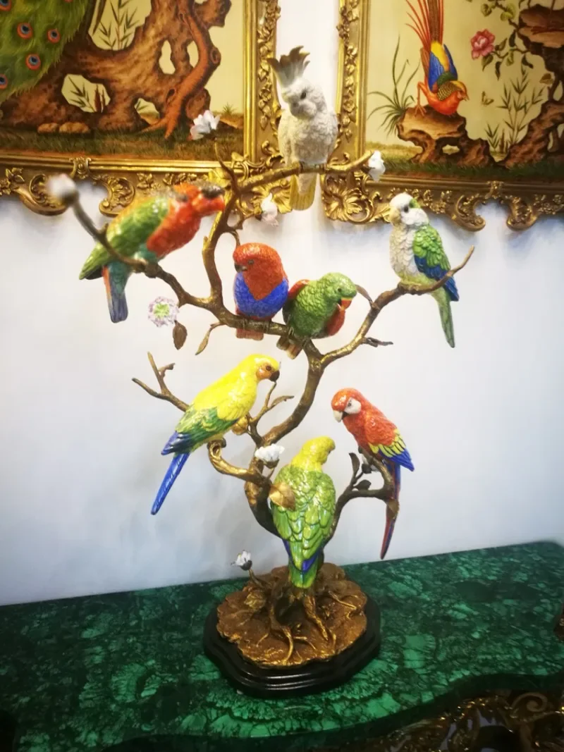 Luxury and wealth colorful, parrot ornaments, Chinese living room decorations, desktop luxury painting, ceramic handicrafts