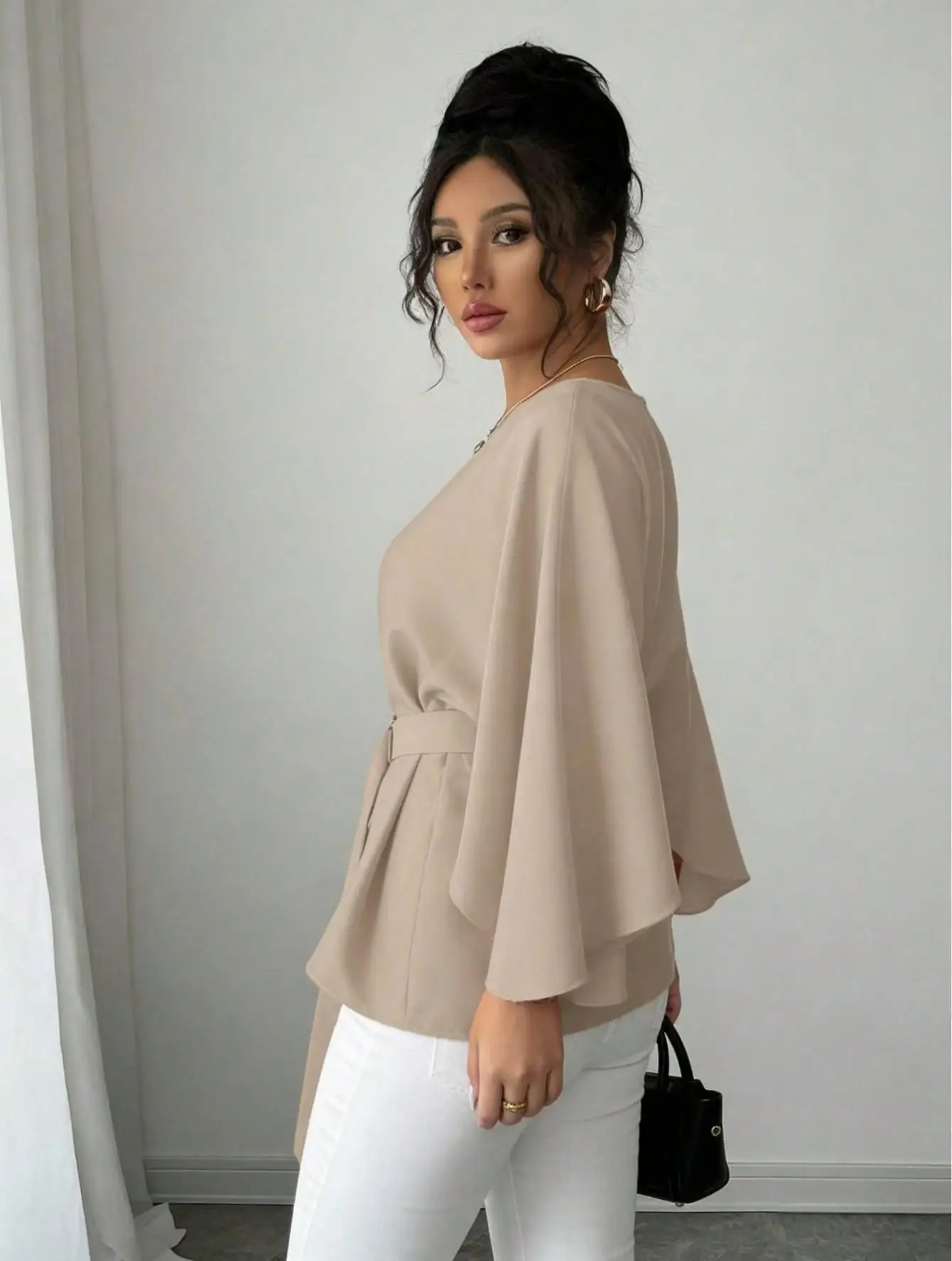 Women's Solid Color Batwing Sleeve Blouse with Belt, Round Neck Loose Flowy Tunic Top, Elegant Casual Work Shirt