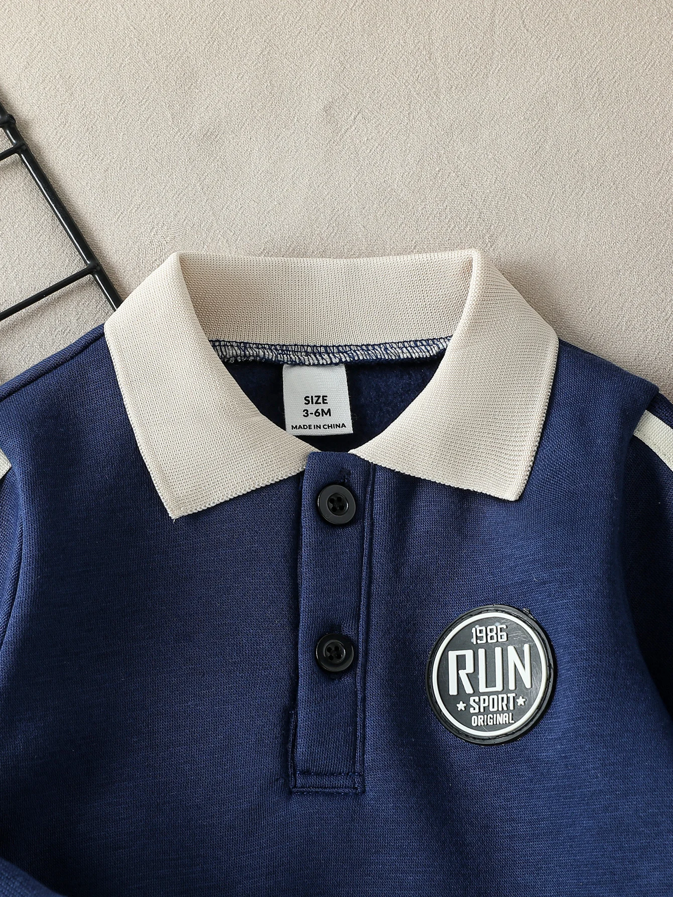 2 قطعة 2025 نمط جديد الخريف الشتاء طفل الفتيان طويلة الأكمام البلوز وبانت بدلة رياضية غير رسمية الملابس الموضة الغربية مجموعة ل 1-3Y