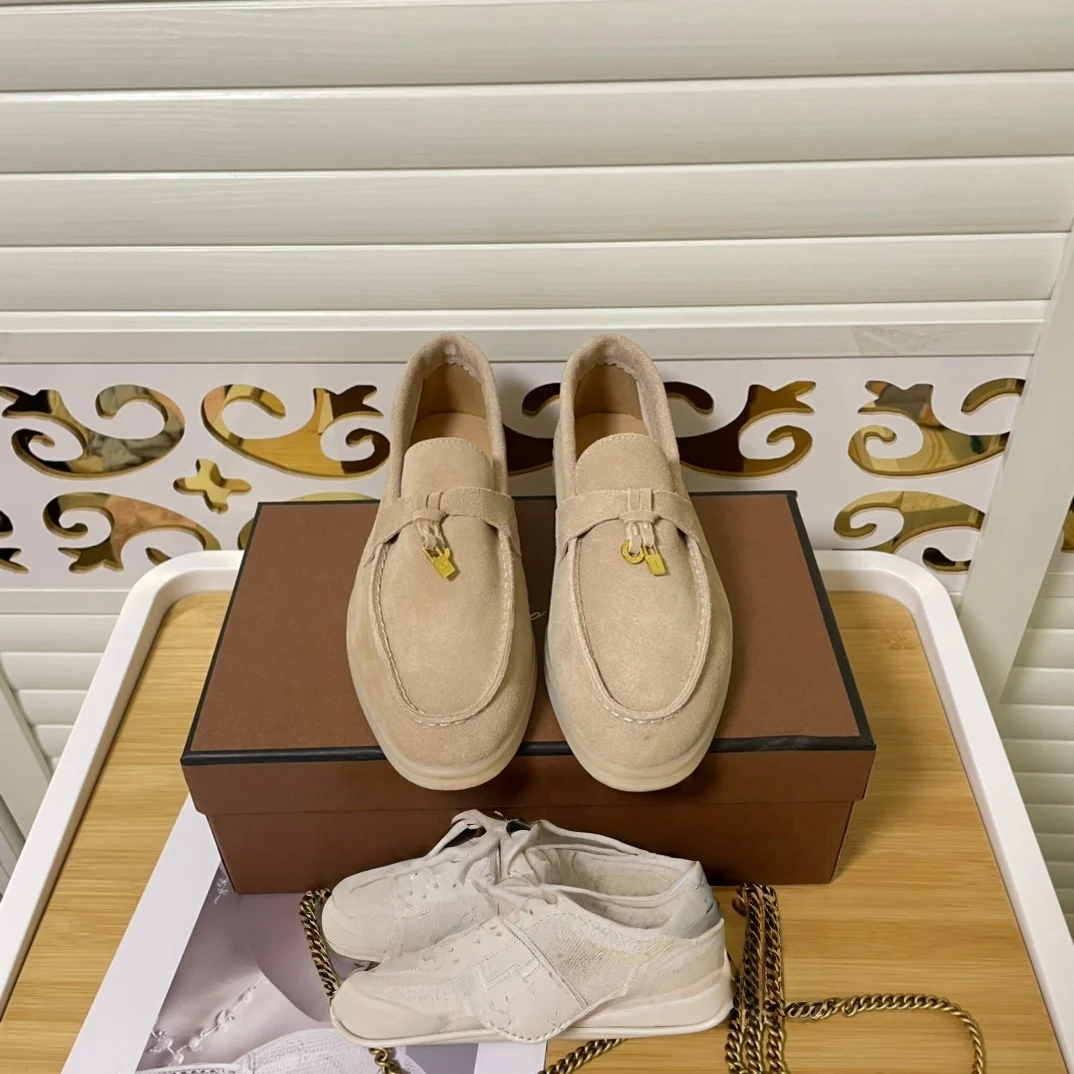 Chaussures de luxe discrètes, style Old Money, design minimaliste sans logo, NOUVEAU, haute qualité, chaussures pour hommes et femmes, en cuir de luxe, bout rond, chaussures décontractées rétro, mocassins de printemps, chaussures de conduite
