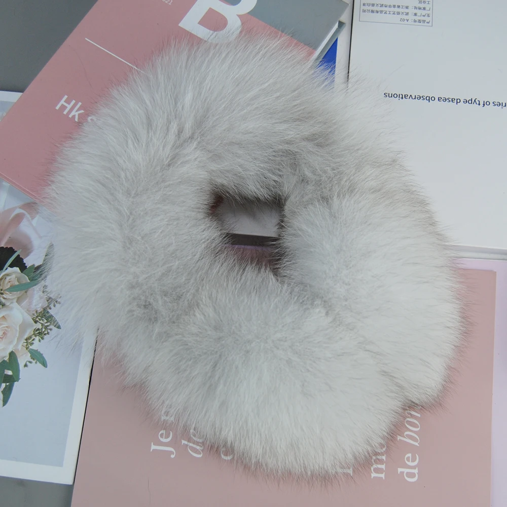 2025 New Women 100% Natural Fox Fur Earmuffs Plush Winter Warm Big Pompoms Fox Fur Ear Muffs Girls Luxury Real Fox Fur Earmuff