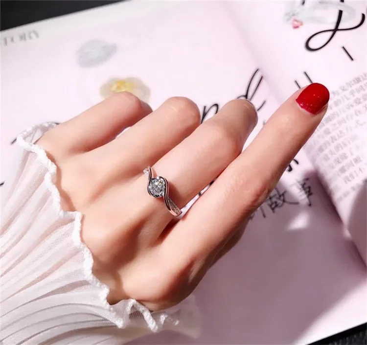 CC Wedding Rings For Women Silver Color White Cubic Zirconia Diamant Jewelry Engagement Charms Fashion Accessories CC1649
