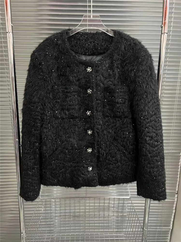 

2025 Winter New Round Neck Black Short Woolen Top with Fashionable and Casual Design Sequined Down Liner Jacket