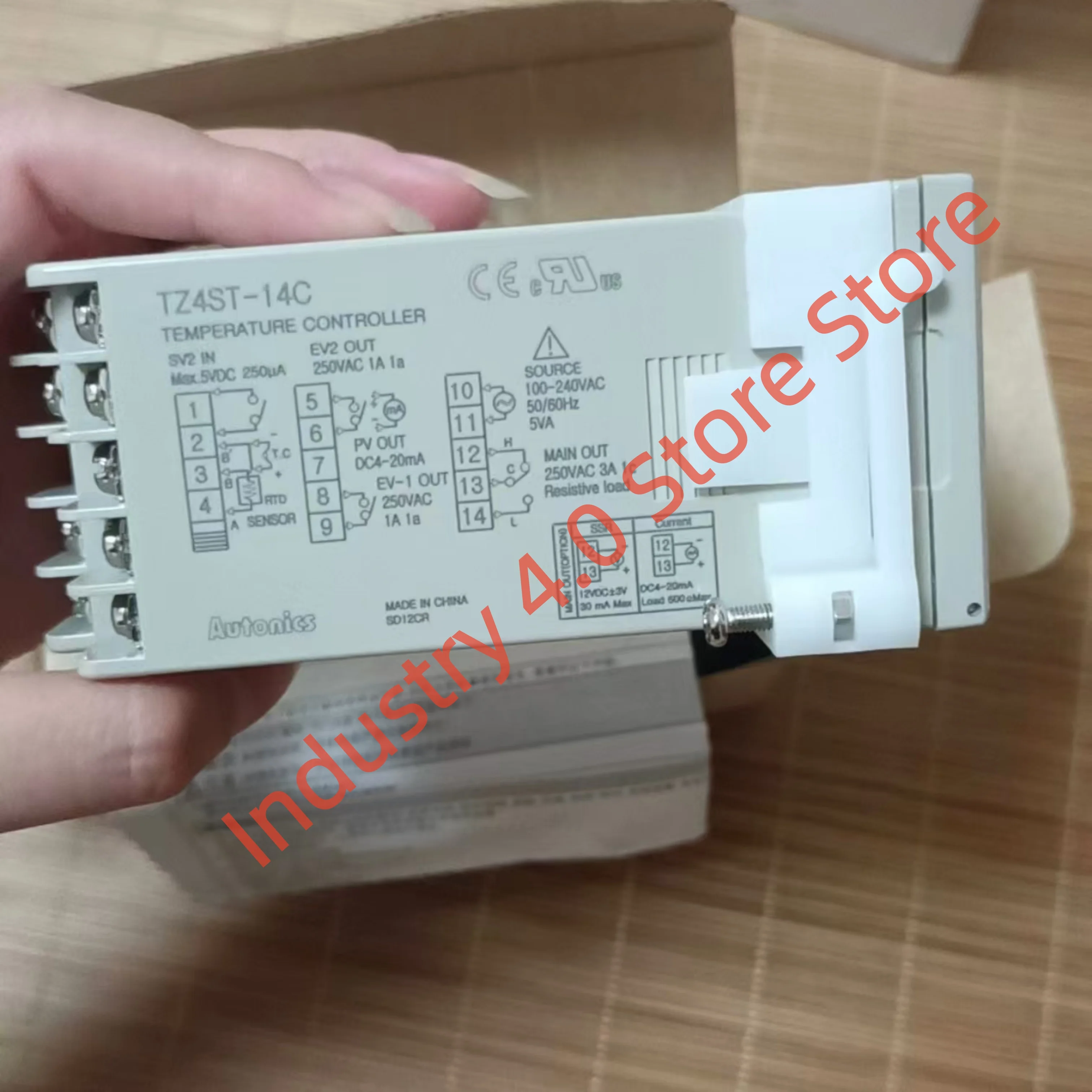 Nuovo in scatola CT6S-2P2 TZ4ST-14C Controller