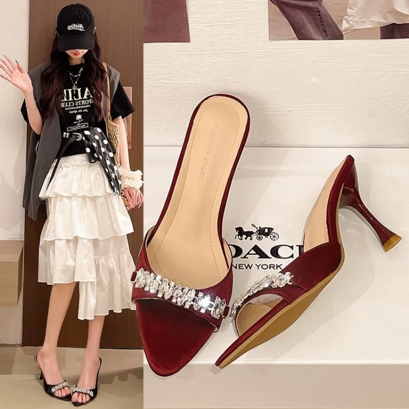 Designer Women Shining Crystal High Sandal Fashion Pointed Thin Heel Slipper Elegant Women Banquet Wedding Shoes Striptease Pump