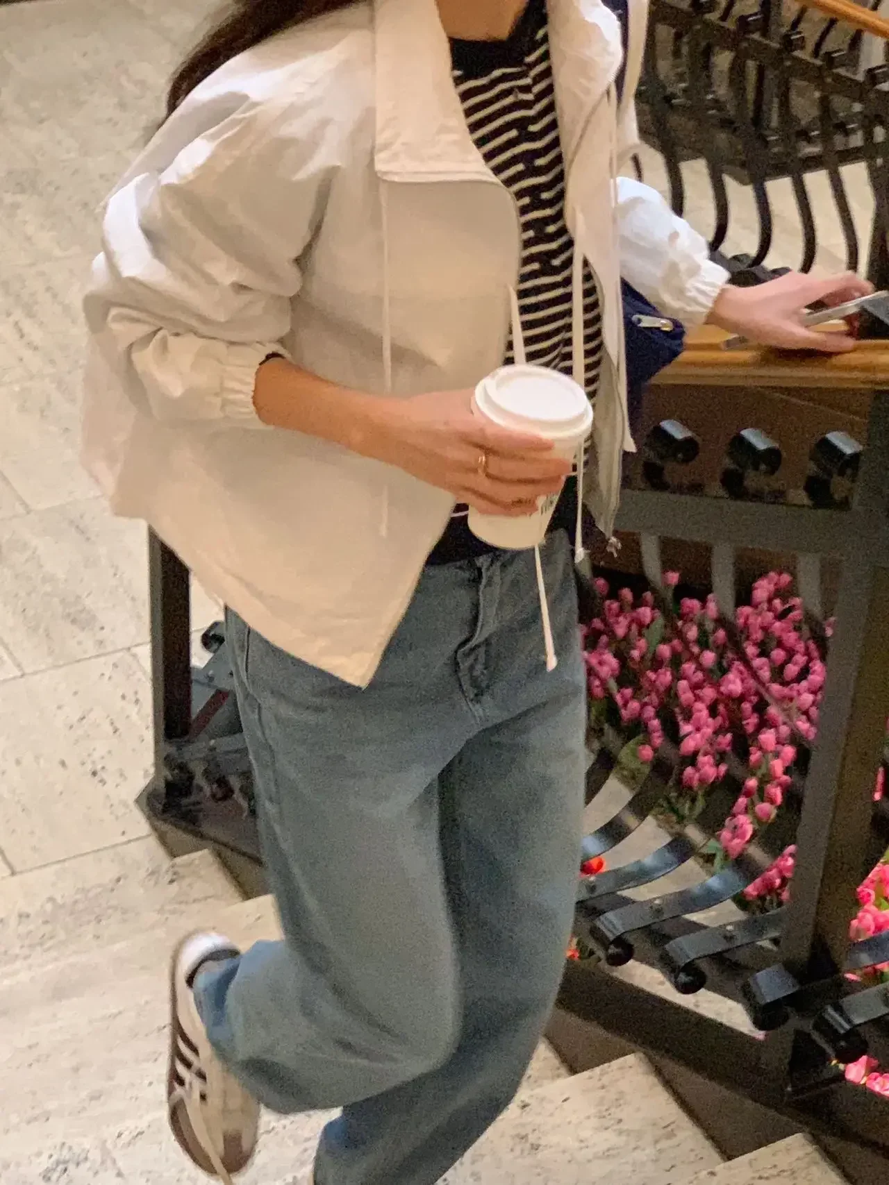 Куртка в корейском стиле с акцентом и бантом на молнии с воротником-стойкой - женская верхняя одежда со съемным капюшоном 2025 г. Женская одежда Пальто и куртки