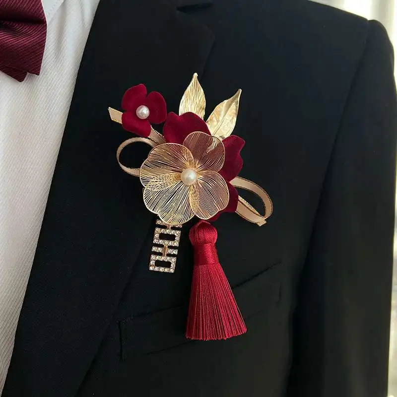 1 szt. Chiński styl wina czerwone frędzle aksamitna pierś kwiat pana młodego i panny młodej kwiat na nadgarstek wysokiej jakości magnetyczna broszka z przyssawką