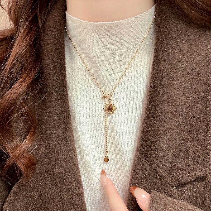 Lange Sonnenblume Tigerauge Stein Anhänger Halskette für Damen Accessoires 2025, neue Herbst/Winter Pullover Kette Licht Luxus Schmuck – Detail 3