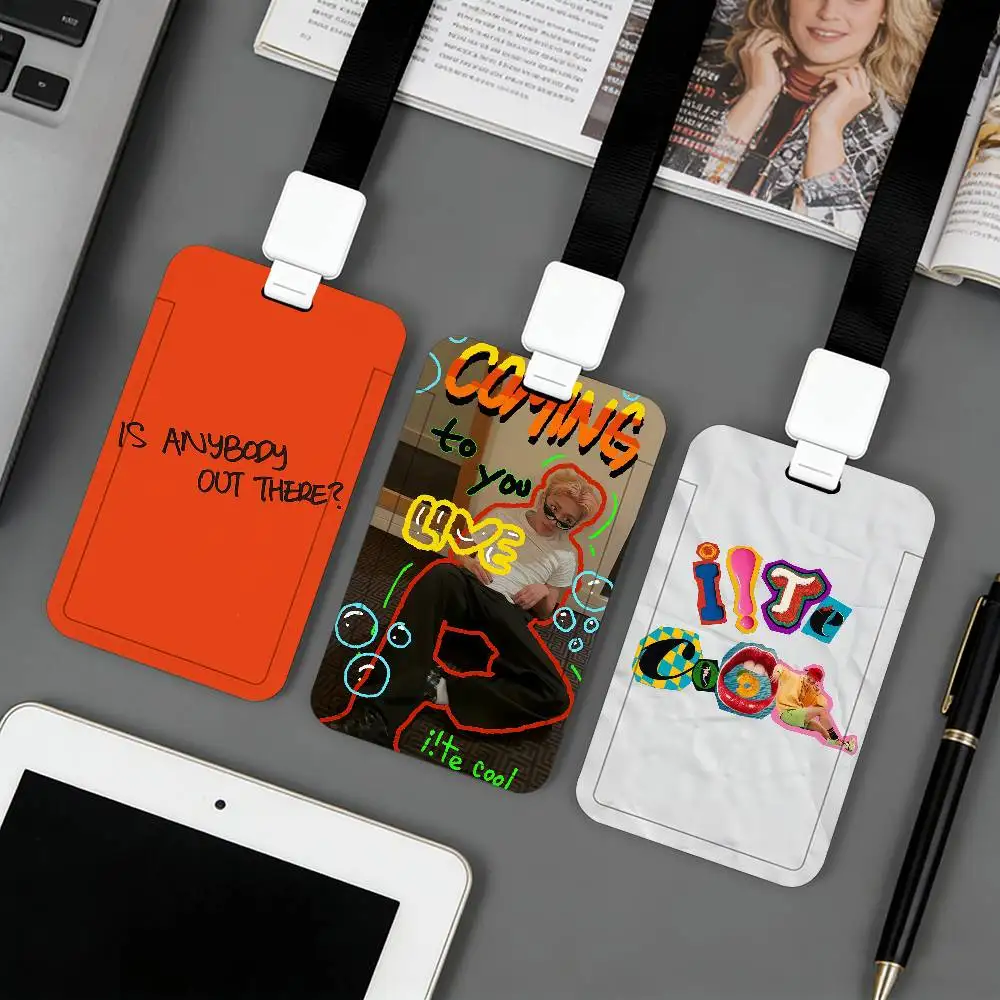 

Hot Singer D-DPR Live Card Holder Applicable To ID Cards Bank Cards Public Transport Cards And Work Card