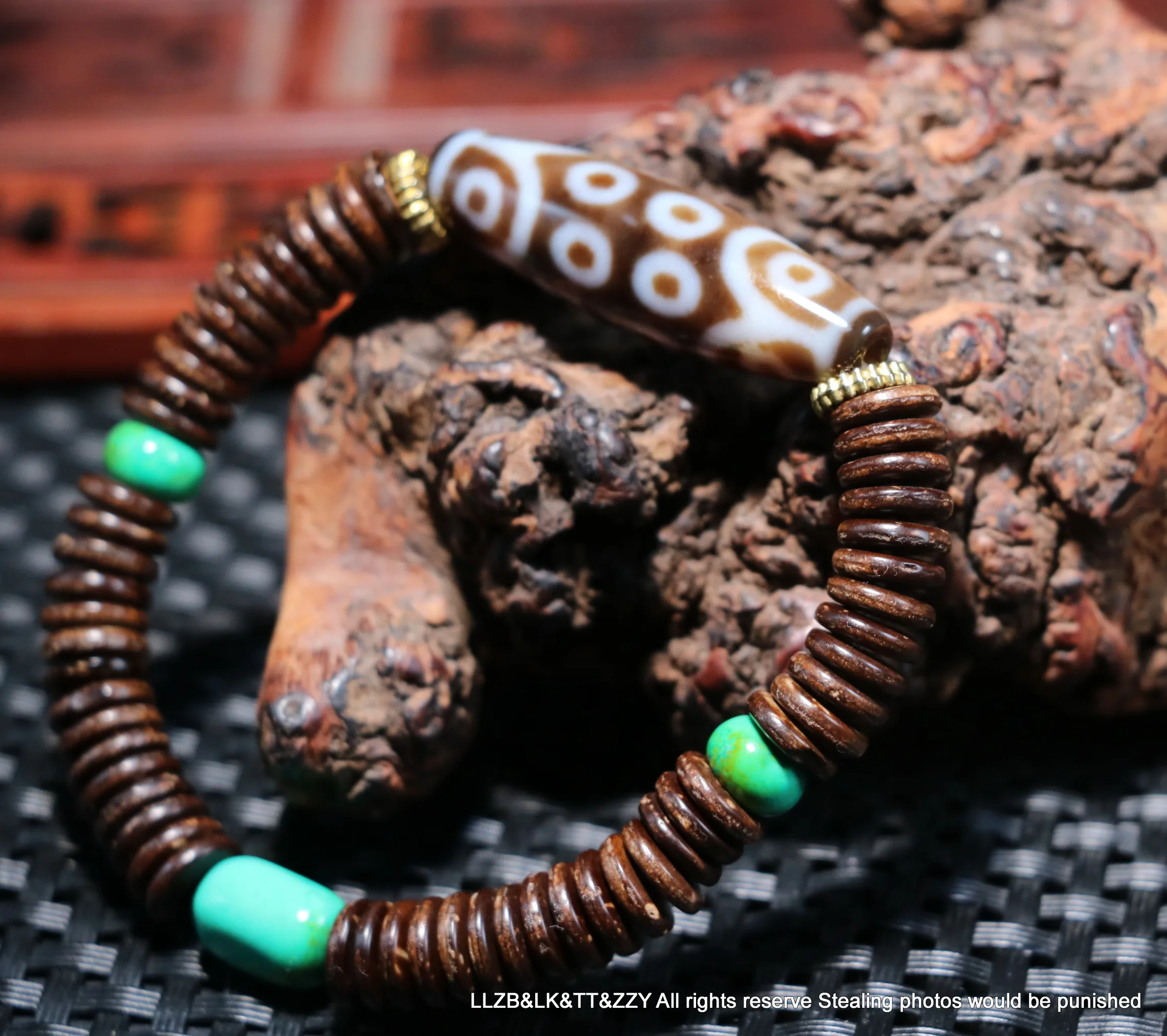 Magic Power Tibetan Top old Agate 15 Eyed dZi Bead Hand Knitted Strechy Bracelet Lkbrother Sauces RPL221011A02