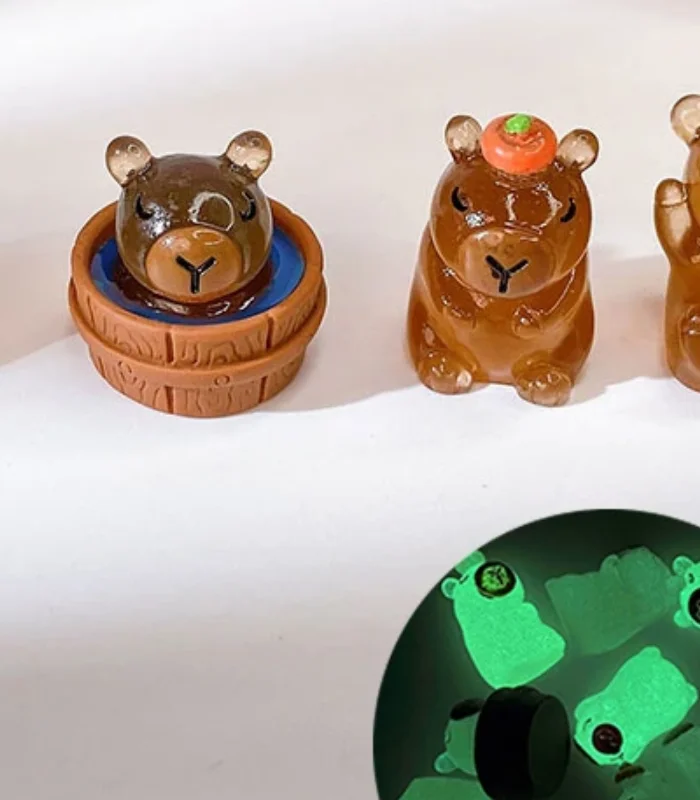 

2Pcs Luminous Mini Capybara Resin Miniatures Glow At Night Fairy Garden Decoration DIY Ornament Cute Figurines Desk Decoration