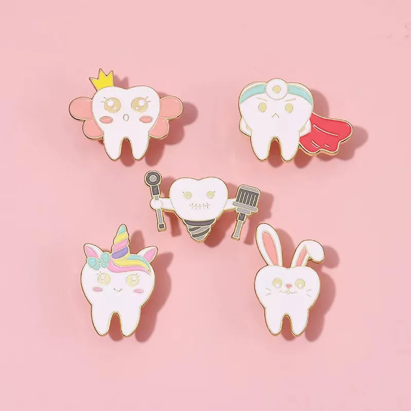 Lovely Tooth Enamel Pin Rabbit Animal Dentist Brooch Badge Metal  Lapel Pin Backpack Hat Gift Doctor Nurse Jewelry Free Shipping