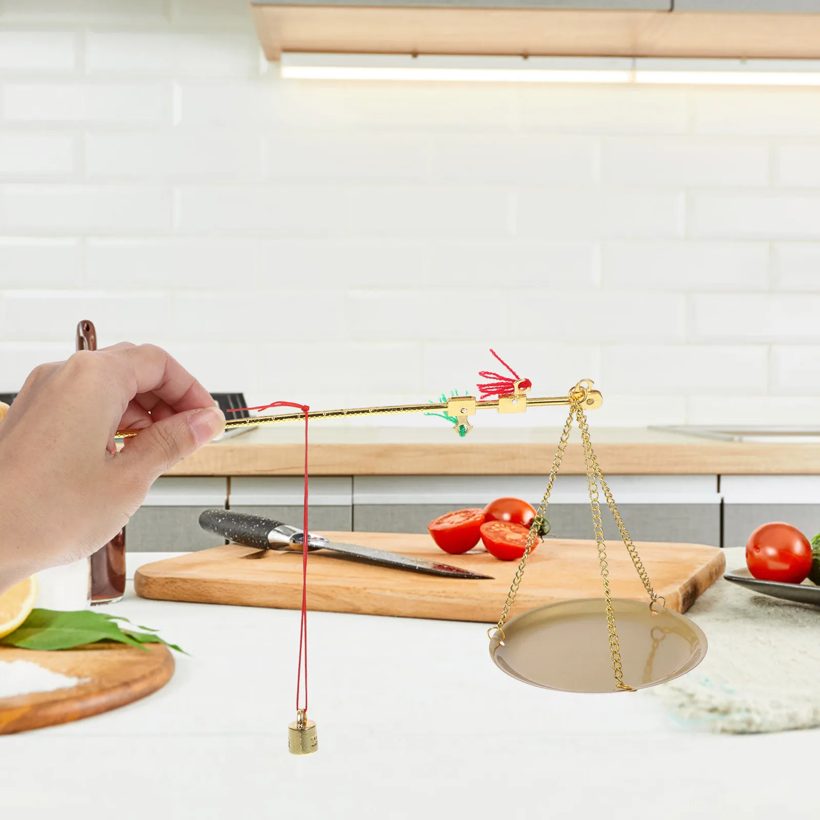 

1 set 1 Set Chinese Medicine Handheld Lightweight Metal Portable Kitchen Use Scale For Tea Dried Fruit Jewelry Weighing Vintage