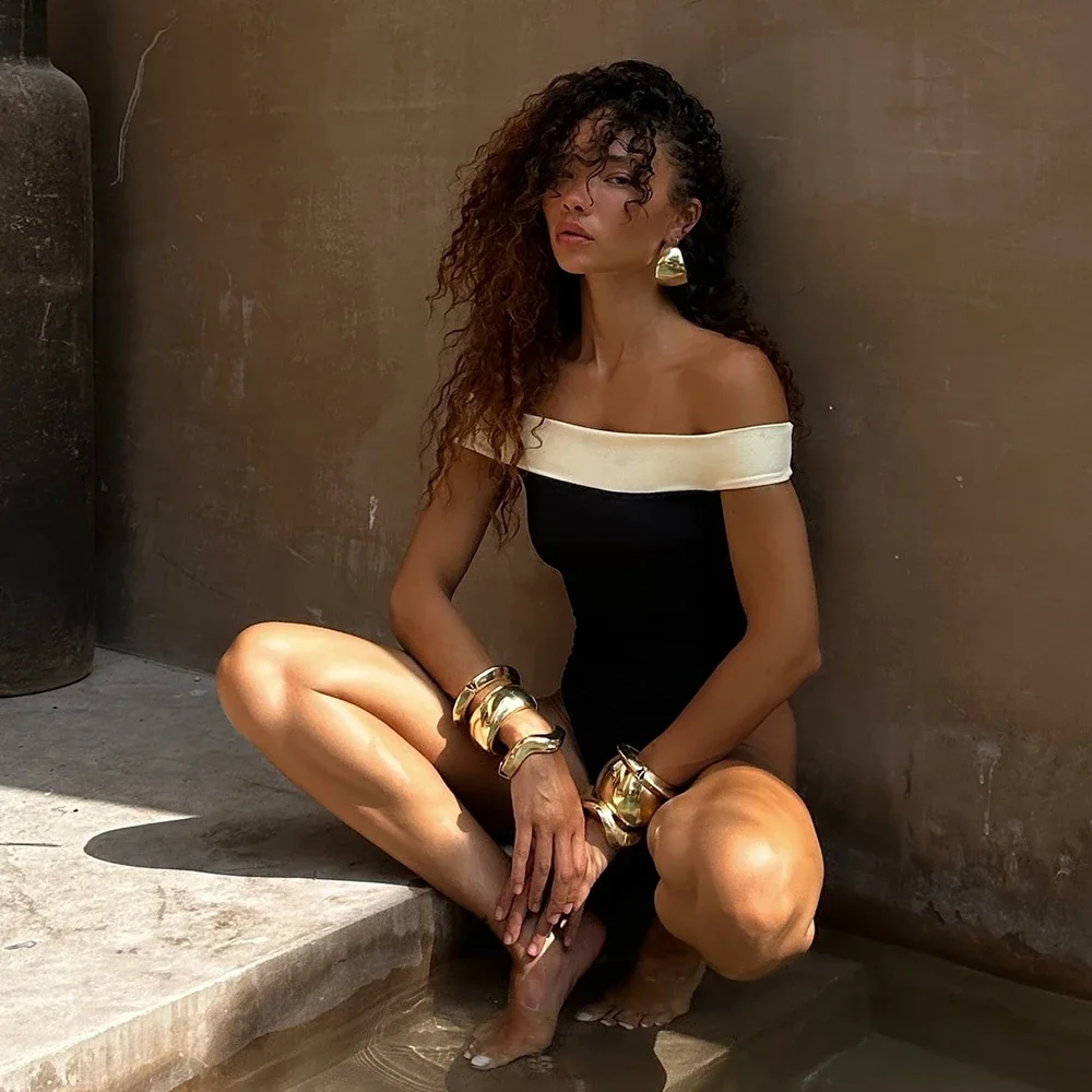 Sexy Off Shoulder One Piece Swimsuit 2024 New Swimwear Women Swimsuit Bathing Suit Beachwear Monokini Female Swimming Suits