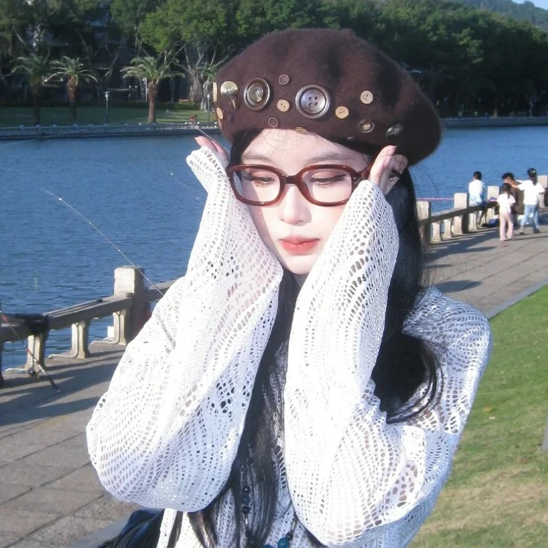 Koreanische Damen-Baskenmütze im Trendigen Nischen-Design mit Knöpfen, Retro-Wollmütze, Vielseitiger Malermütze für Herbst und Winter, Modischer Süßer Stil
