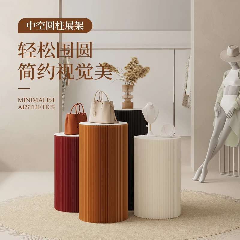 

Цилиндрическая витрина Декоративная витрина Nakajima Tai Светящаяся полка Коммерческий выставочный магазин