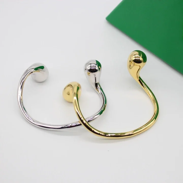 

New Europe Fashion Designer Gold Silver Smooth Water Drop Bracelet Luxury Jewelry Women Party Trend