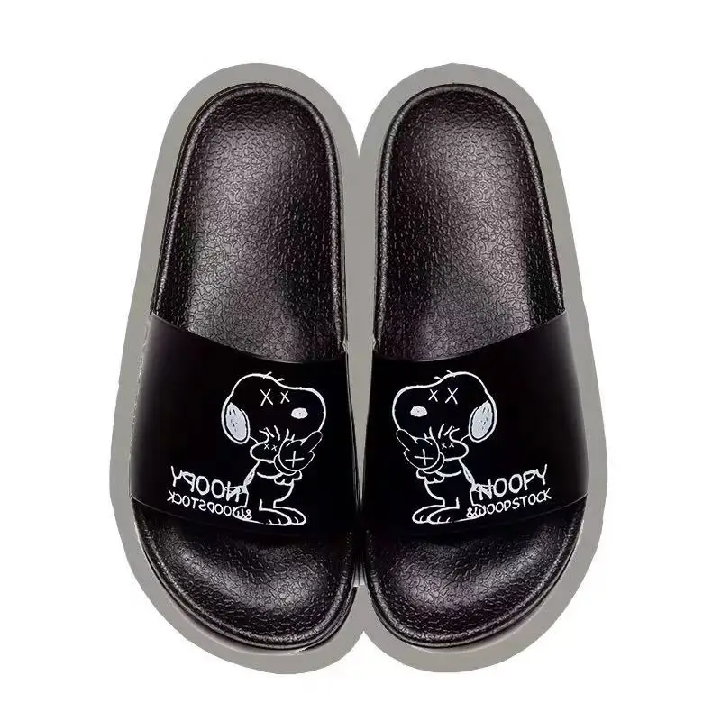 real photos 2025 summer new plus big size Couple Home Female Snoopy cartoon Cute fashion white and black women man Slippers