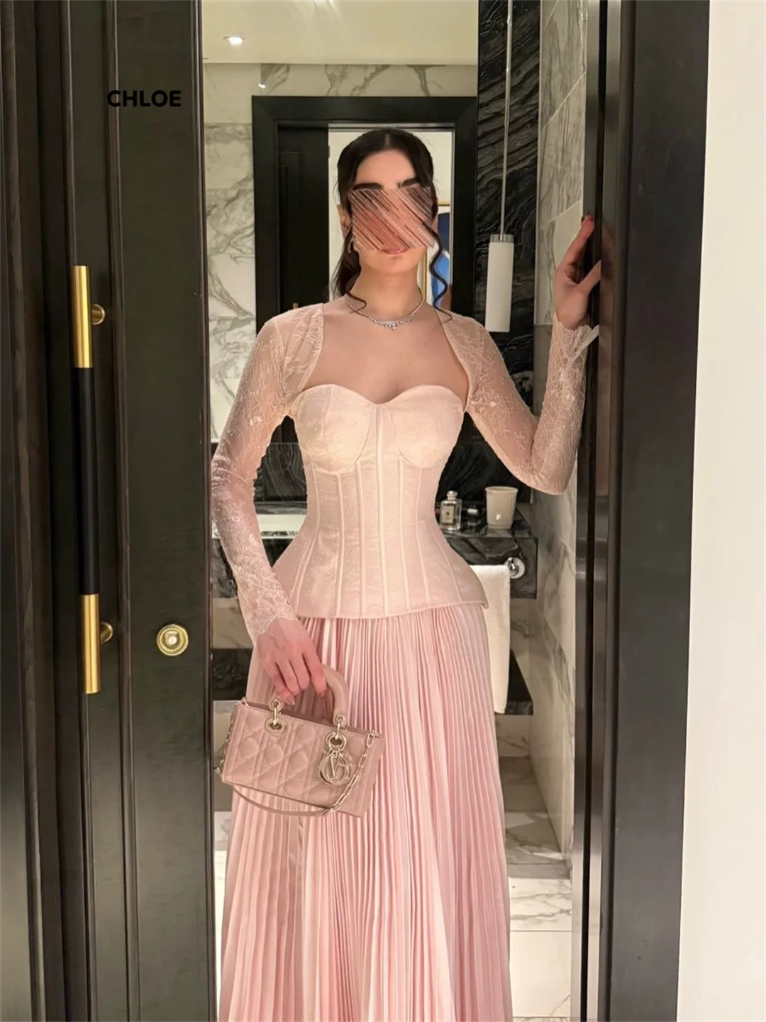 

Индивидуальные вечерние платья 2025 года: роскошное элегантное женское платье для вечеринок, женское платье 2026 года, розовое, с длинными рукавами, вышитое кружевом, фасон А-силуэт, для торжественных мероприятий