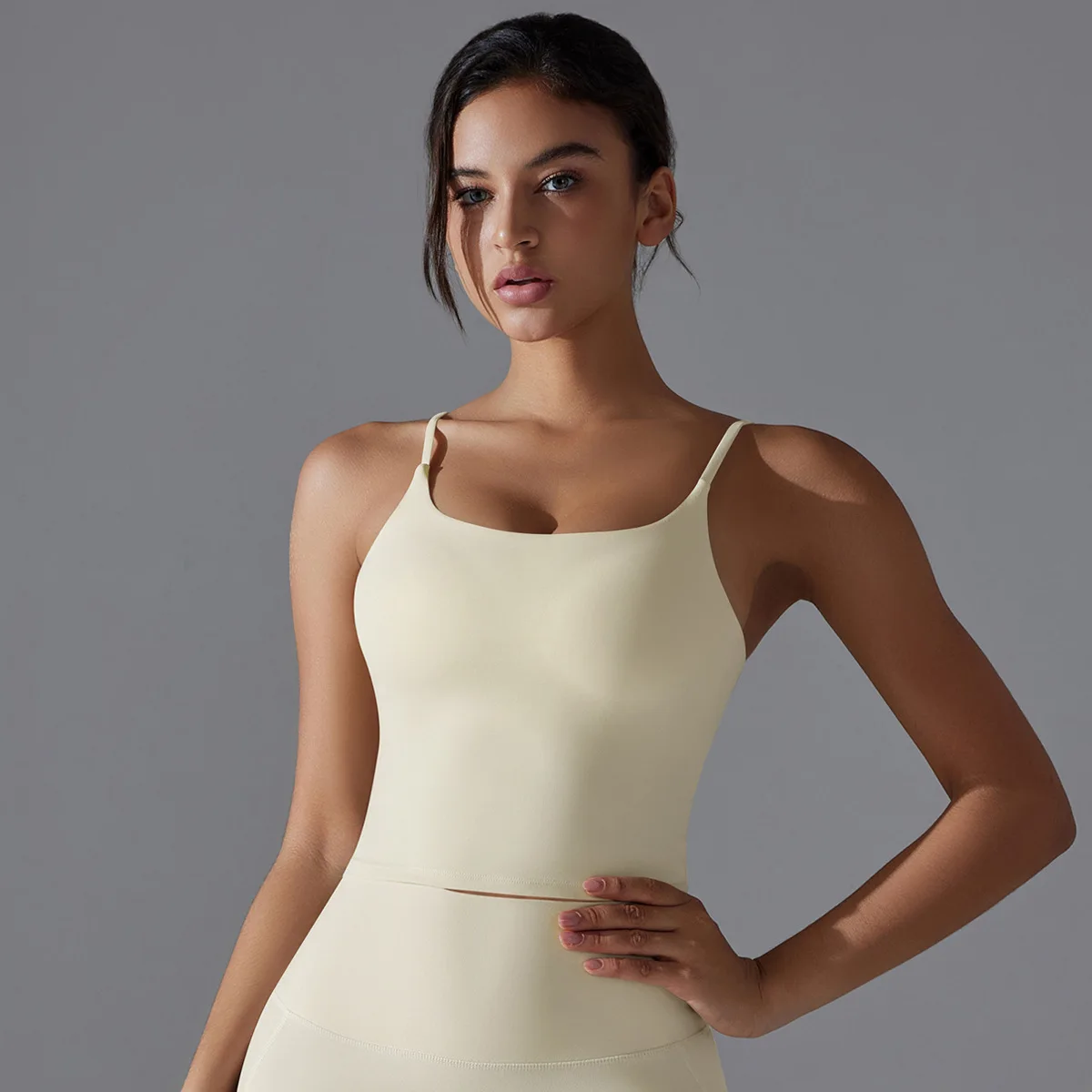 

Женский бюстгальтер для тренировок в тренажерном зале, бюстгальтер пуш-ап, сексуальный плотный спортивный бюстгальтер для фитнеса, йоги, женское нижнее белье, накладка на грудь, съемный бюстгальтер с защитой от сотрясений