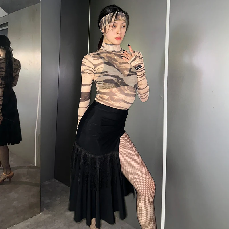 Nuovi vestiti da ballo latino sexy top in rete gonna con frange gonna da donna rumba tango costume da spettacolo di danza vestito da club per adulti DNV22187