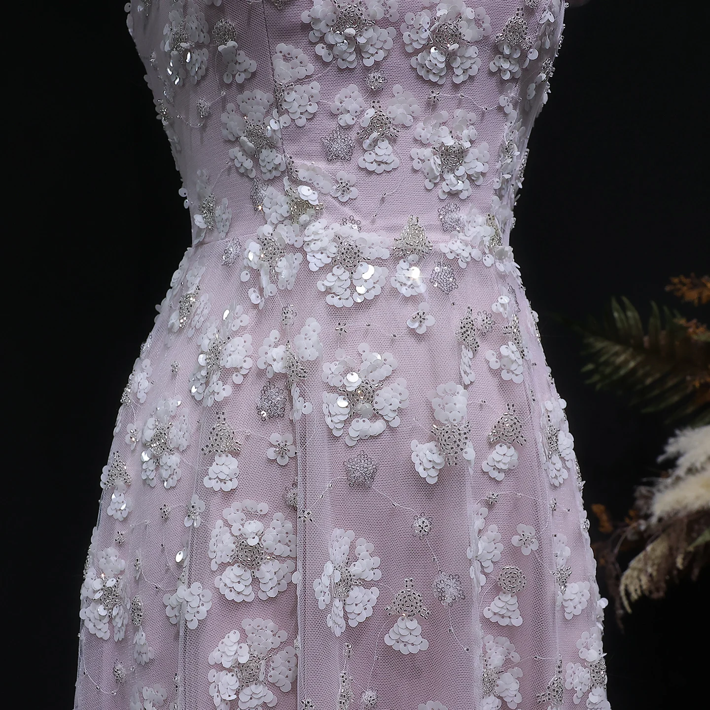 Sharon Said Elegantes, zartrosa, florales langes Abendkleid 2026, Hochzeitskleid mit quadratischem Ausschnitt und offenem Rücken, Party- und Ballkleid SS602, individuell anpassbar – Detail 19