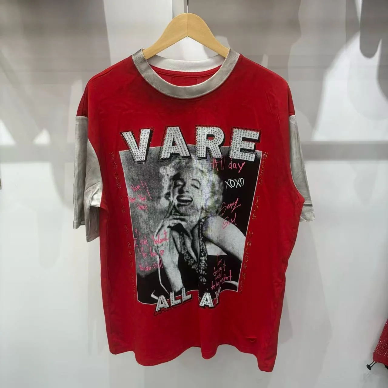 VARE ALL DAY Retro Colorful Rhinestone Contrast Short-Sleeved T-Shirt - Loose Vintage Style Men's and Women's Tops