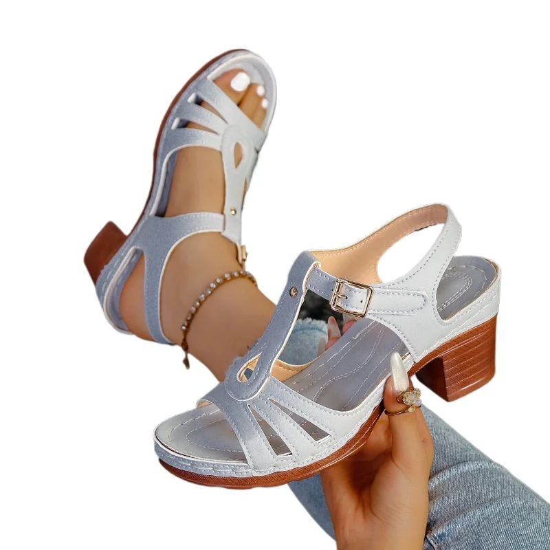 2026 Neue Sandalen Sommer Mode und Leichtgewicht Peep-Toe High Heels Damen Knöchelriemen Casual Gladiator-Sandalen Übergröße 36-43