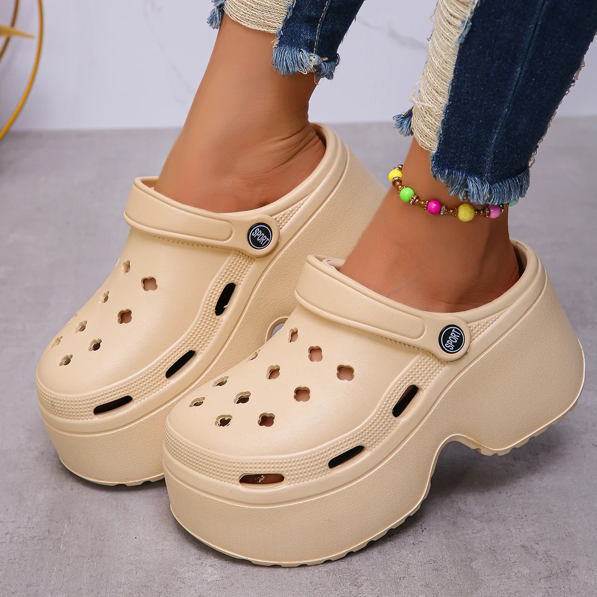 Women\'s Closed Toe Platform Clogs 2024 Summer Hollow Out Wedge Heels Sandals Woman Thick Bottom Non Slip Beach Slides Shoes