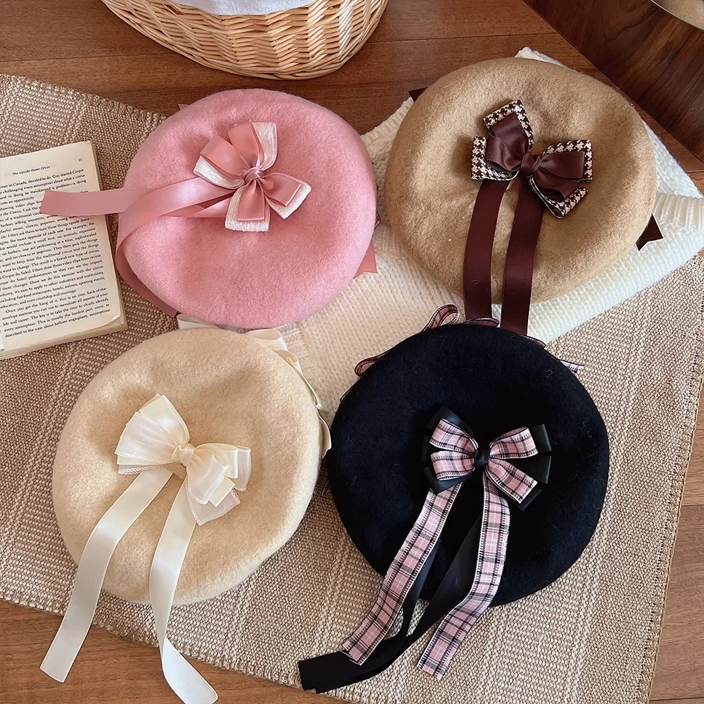 Immagine 3: Set di 1 Berretto Vintage con Fiocco per Donne, Accessorio Versatile ed Elegante per Uso Quotidiano e Appuntamenti, Cappello di Moda Indispensabile per Ragazze