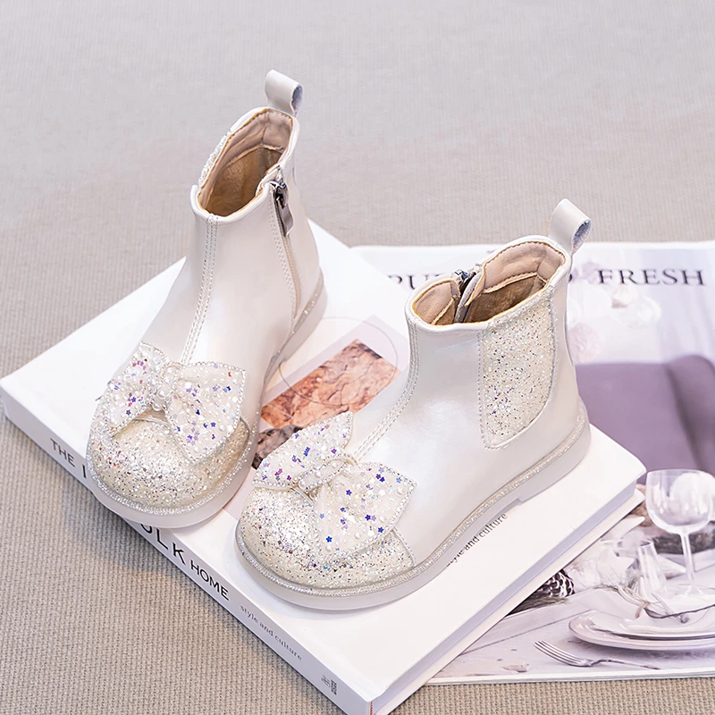 

Кожаные ботинки с блестящими пайетками для маленьких девочек и бантом, новинка 2024, зимние детские флисовые ботильоны, нескользящие вечерние ботинки принцессы