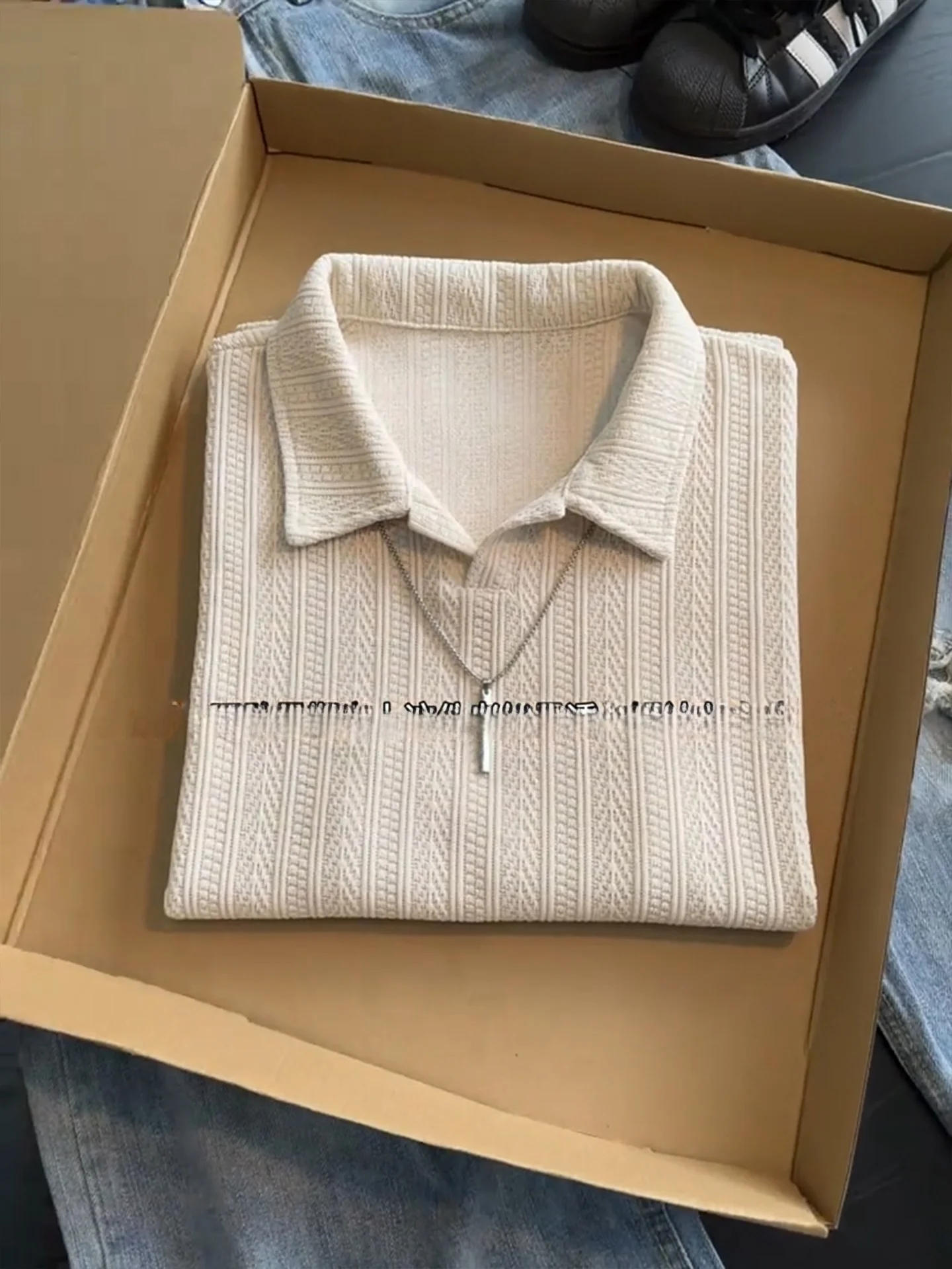 Men's Summer Lightweight Breathable  Shirt Short Sleeve Thread Texture Design Casual T-Shirt American Retro Half Sleeve