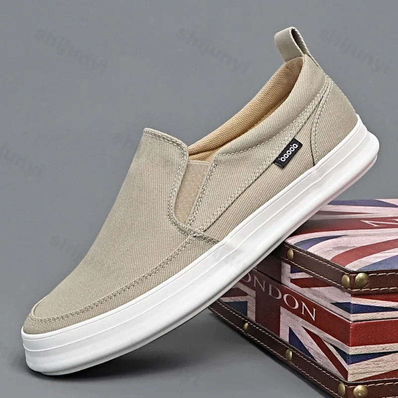 Mens Casual Shoes Cloth Flat Shoes Autumn 2025 New Male Sneakers Luxury Design Canvas Skate Shoes Men Classics Zapatillas Hombre