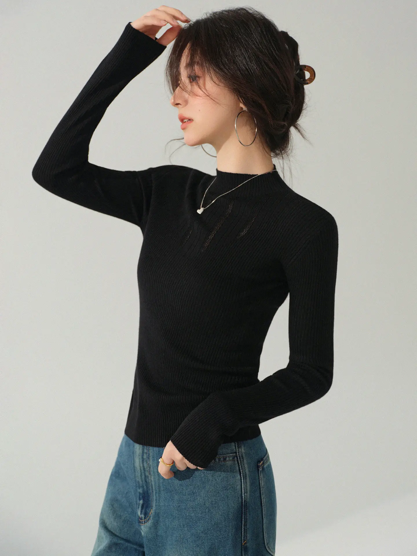 Ażurowy sweter żakardowy damski, elegancki, dopasowany, z długim rękawem, szykowny sweter na wiosnę, idealny jako warstwa bazowa, codzienna koszulka na co dzień.