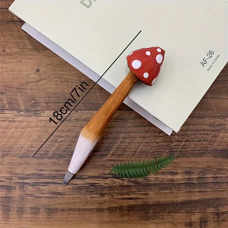 עט כדורי מעץ מגולף בצורת פטרייה