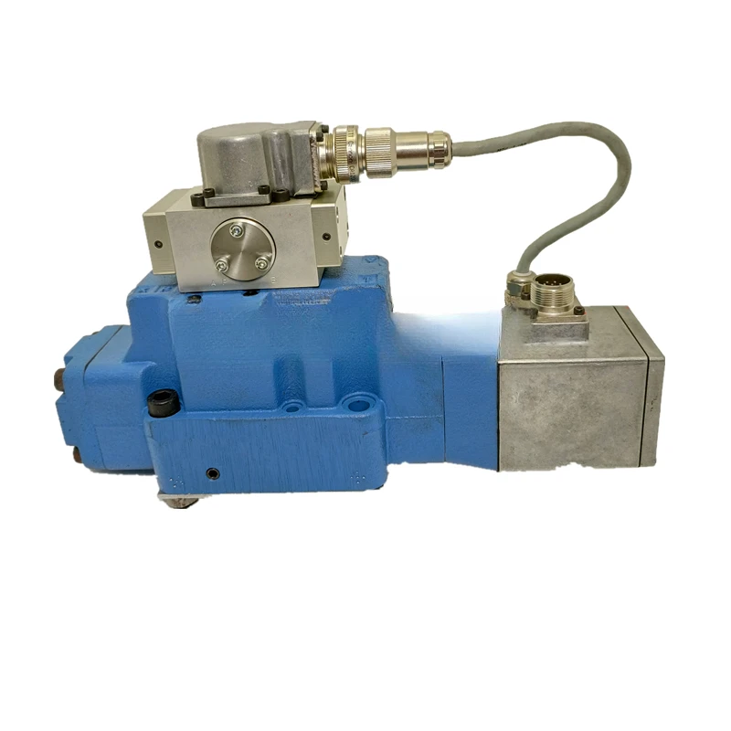 Original best quality MO-OG hydraulic servo valve D634-319C R40KO2M0NSP2 350 bar 24v G761-3004B H38JOGM4VPL 10GPM  D634