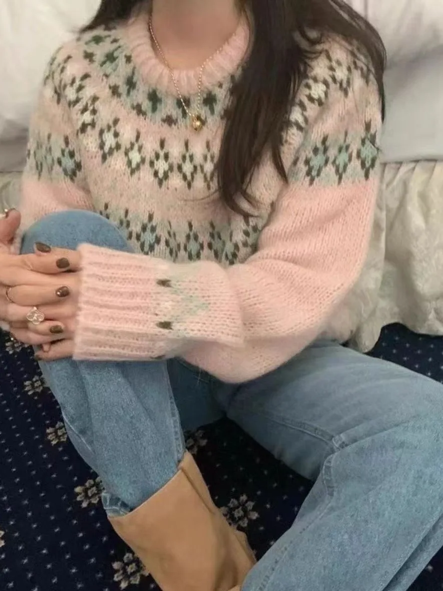 

Женский круглый вязаный свитер Ne, универсальный свободный крой с цветочной вышивкой, милый молодежный Sle, корейская модная зимняя коллекция