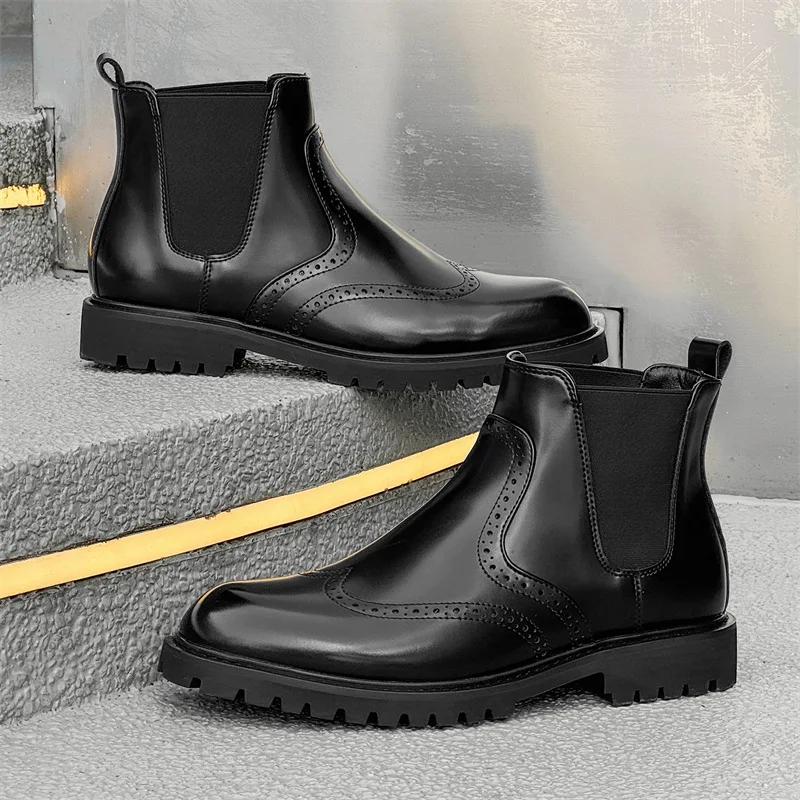 أحذية تشيلسي كبيرة الحجم للرجال للحفلات الراقصة والحفلات الراقصة أحذية بروغ منحوتة سهلة الارتداء أحذية رعاة البقر الأصلية من الجلد باللون الأسود بوتاس هومبر