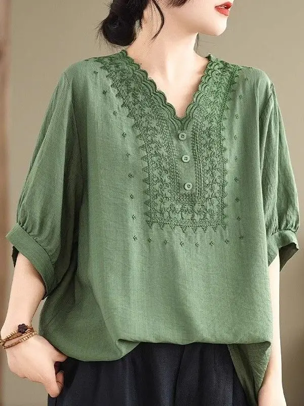 

Artistic Retro Cotton Linen Half Sleeve T Shirt Belly Covering Top for Middle Aged Mothers Spring Summer Fashion New Arrival