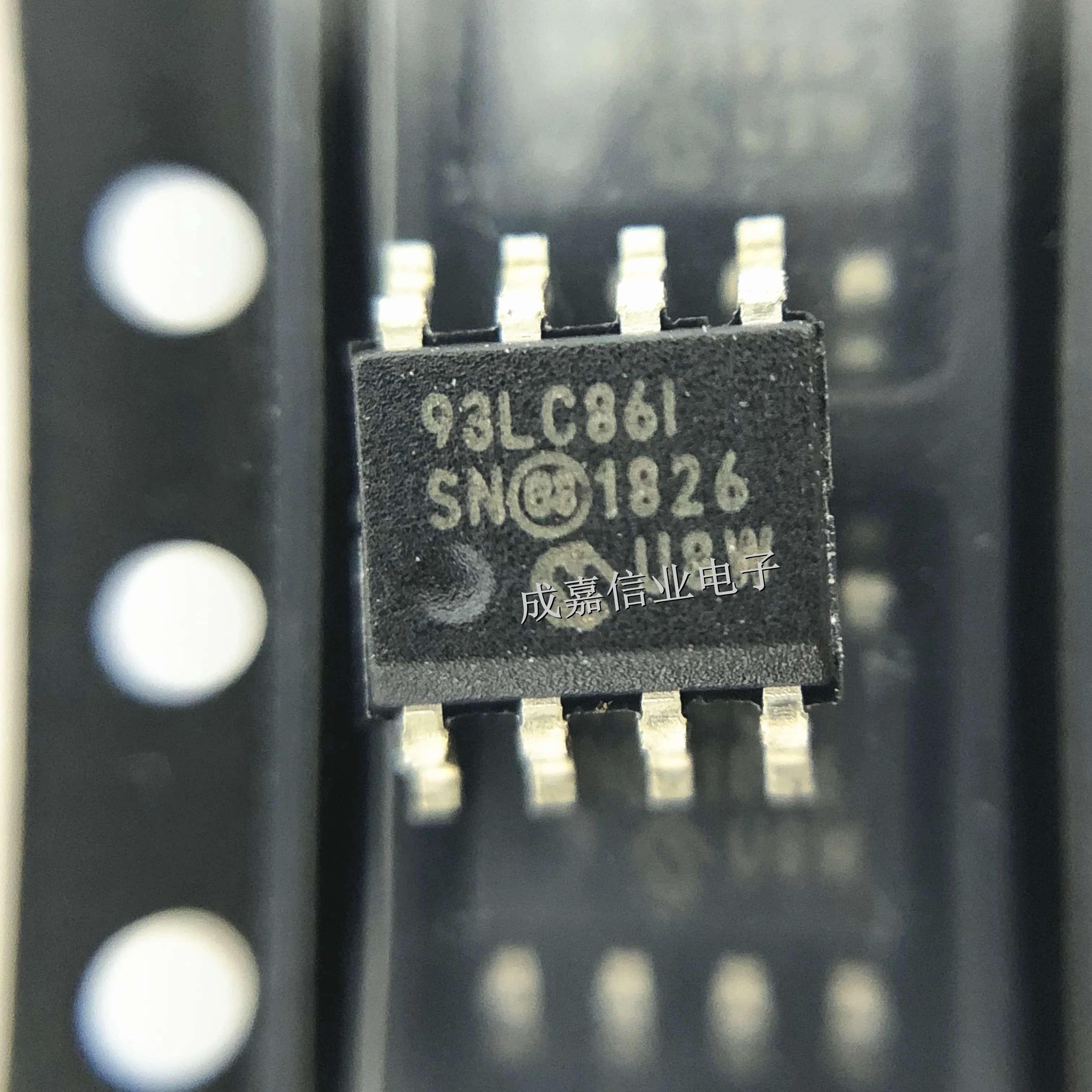 10pcs/Lot 93LC86T-I/SN SOP-8 MARKING;93LC86I EEPROM 1024x16-2048x8 IND TEMP Operating Temperature:- 40 C-+ 85 C